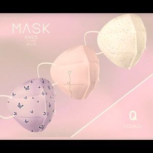 3 Face Masks kn95 Layered Protection Unique Design